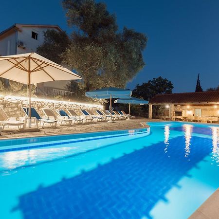 ביילה Villa Mia Apartments מראה חיצוני תמונה